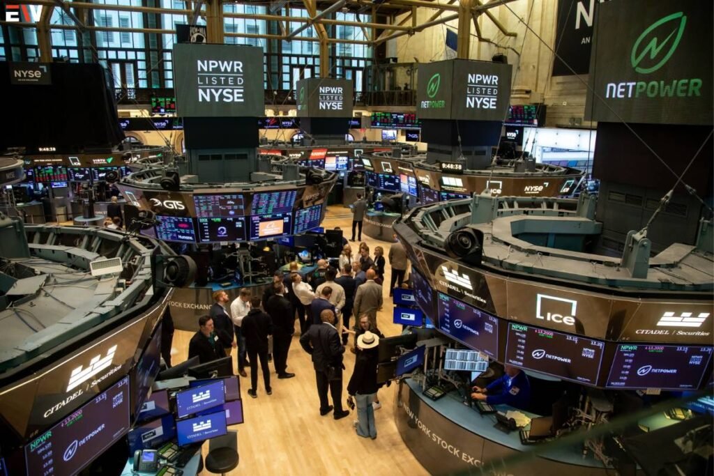 US Stock Futures Rise on Strong Earnings, While Oil Surges Amid Syria Strikes