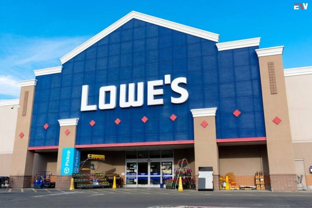 Lowe’s Revises Annual Forecast Following Sales Decline