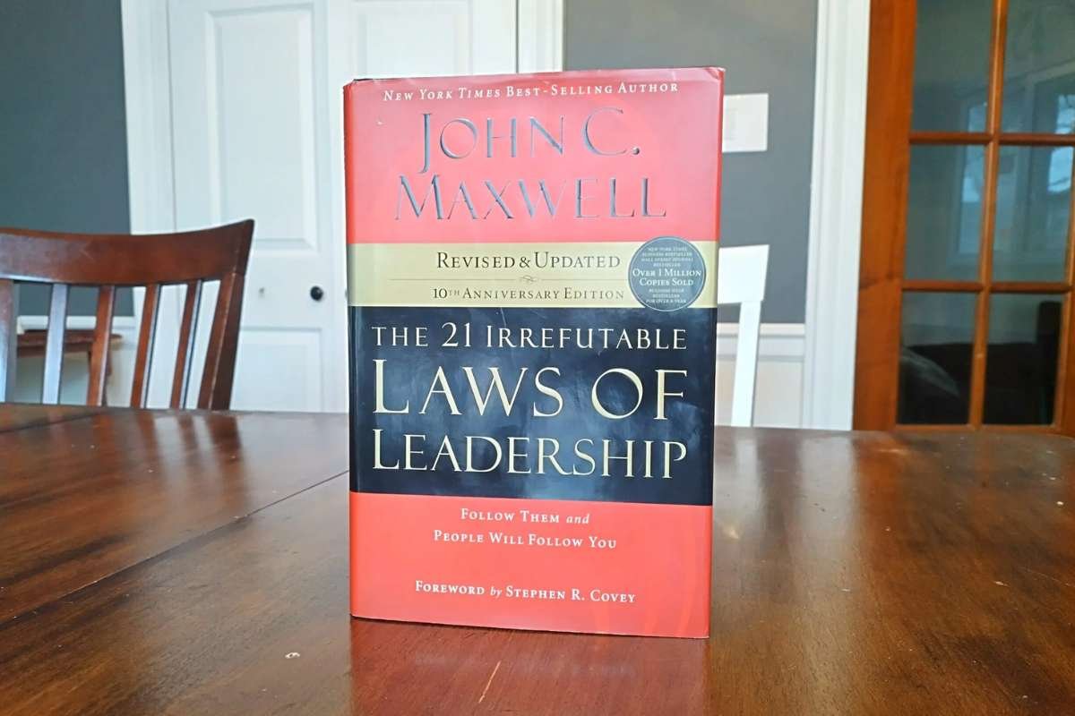 10 Best Leadership Books to Build Stronger Teams | Enterprise Wired