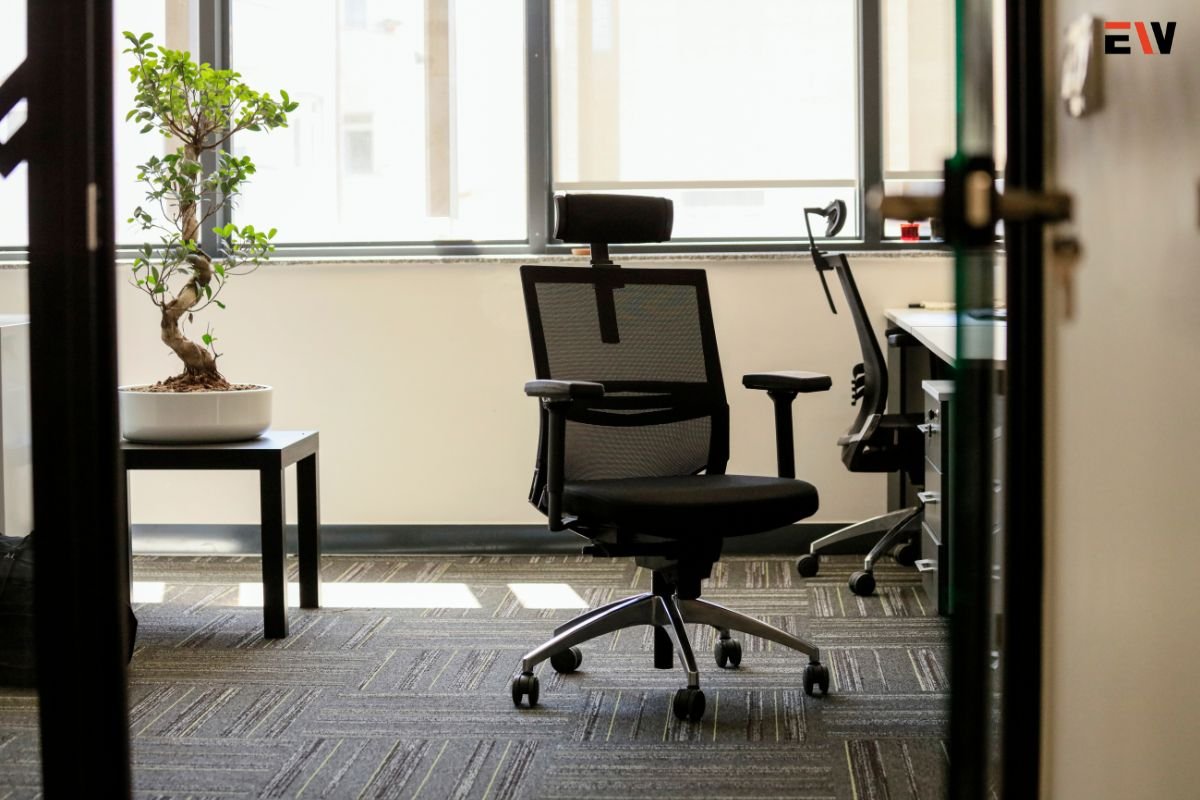 Choosing the Perfect Desk and Office Chairs | Enterprise Wired