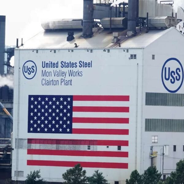 U.S. Steel Shares Plunge as White House Prepares to Block Sale to Nippon Steel