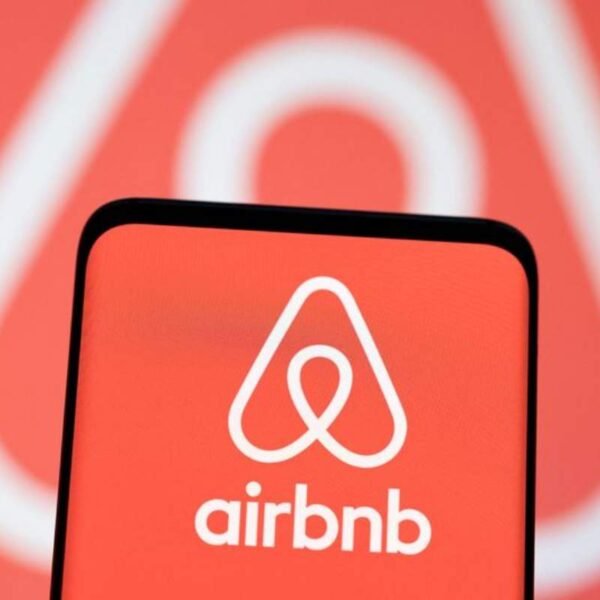 Airbnb’s Mixed Q3 Results Reflect Steady Demand Amid Stock Volatility