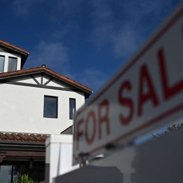 Mortgage Rates Surge to 6.91%, Marking a New High Since July