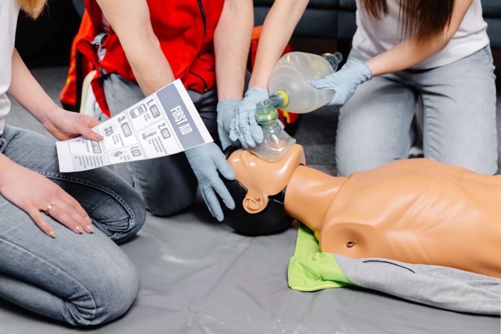 Emergency Medical Technology Course: Learn the Basics | Enterprise Wired