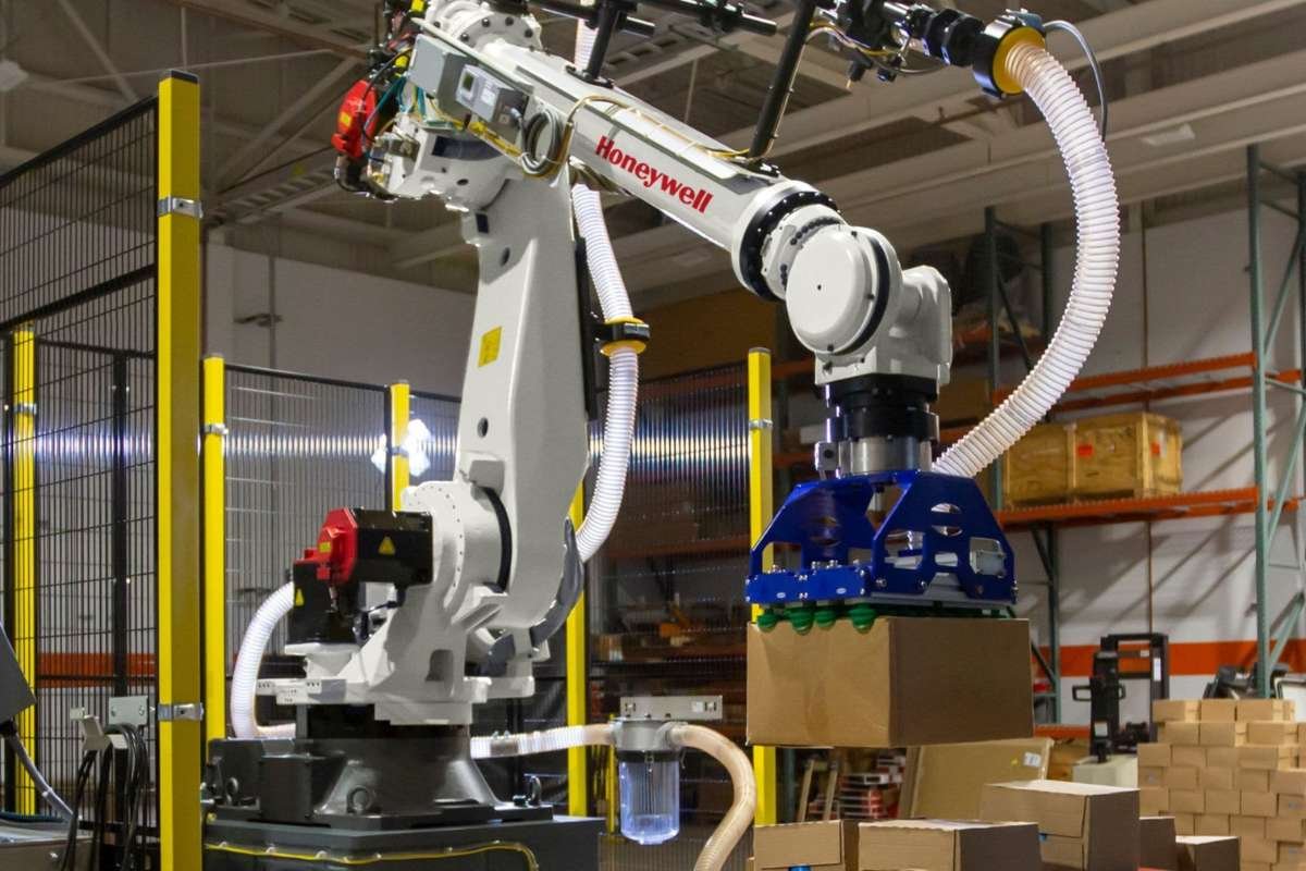 Trends in the Retail Industry 2025: Innovations Reshaping Commerce | Enterprise Wired