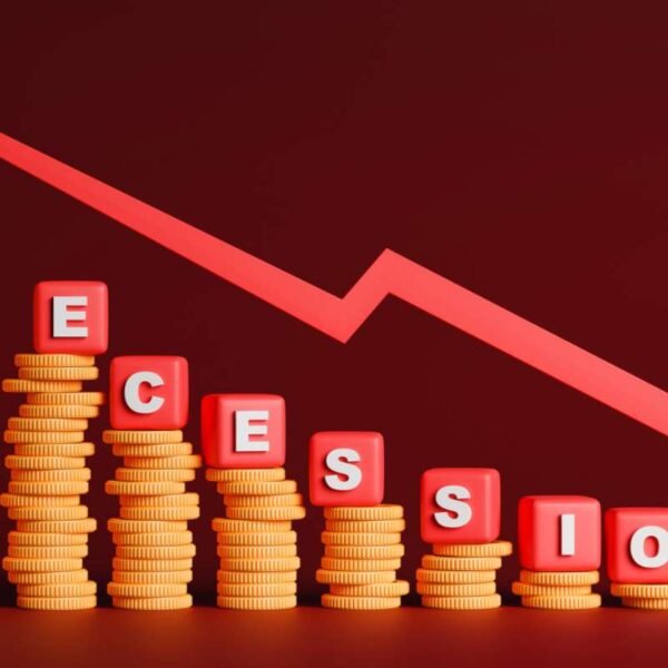 July Jobs Report Signals Economic Slowdown, Recession Risks Rise