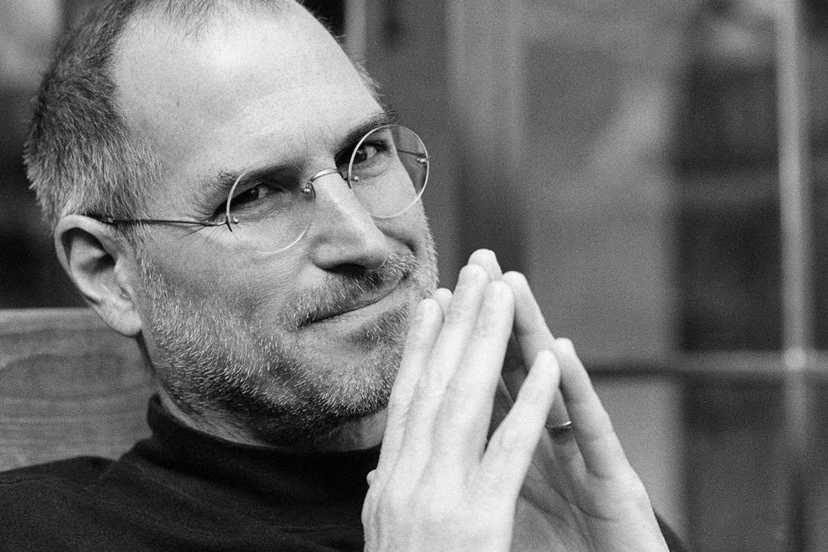 Master These 7 Charismatic Leadership Characteristics to Inspire | Enterprise Wired