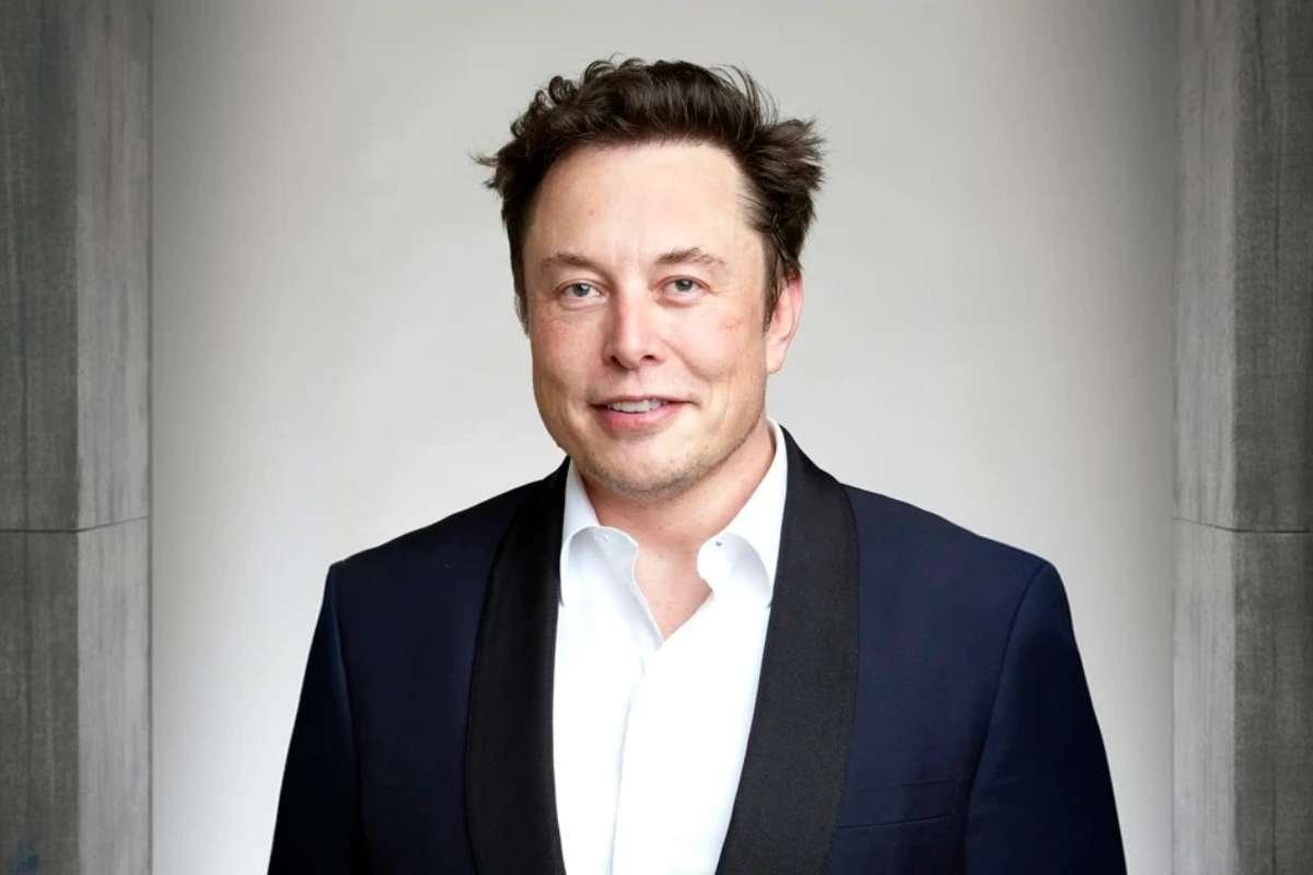 Master These 7 Charismatic Leadership Characteristics to Inspire | Enterprise Wired