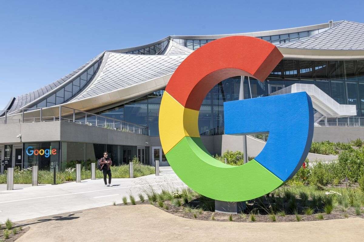 Alphabet Stocks Surge Into Elite $3T Club on Record High | Enterprise Wired