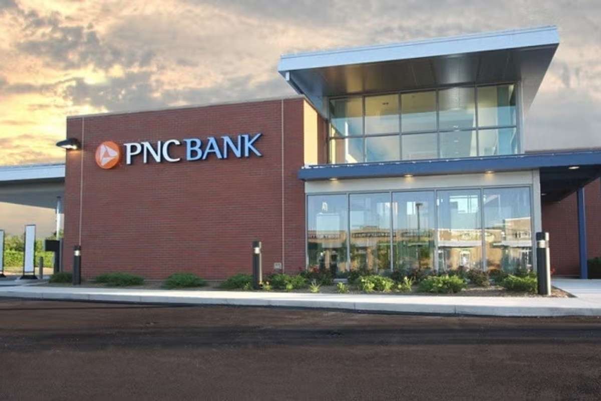 The 20 Largest Banks in the USA That Control America’s Money Flow | Enterprise Wired