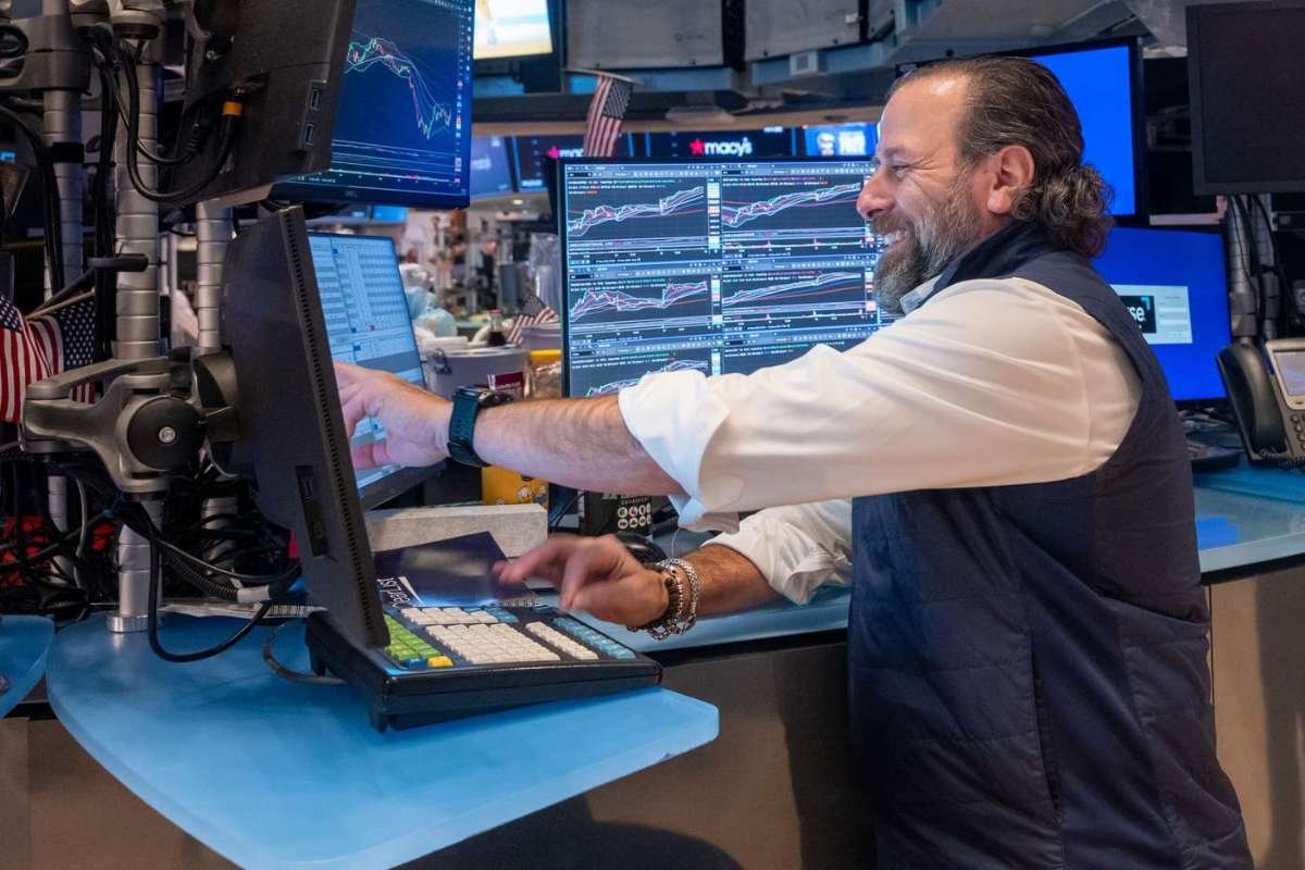 U.S. Stock Market Gains Extend Ahead of Thanksgiving | Enterprise Wired