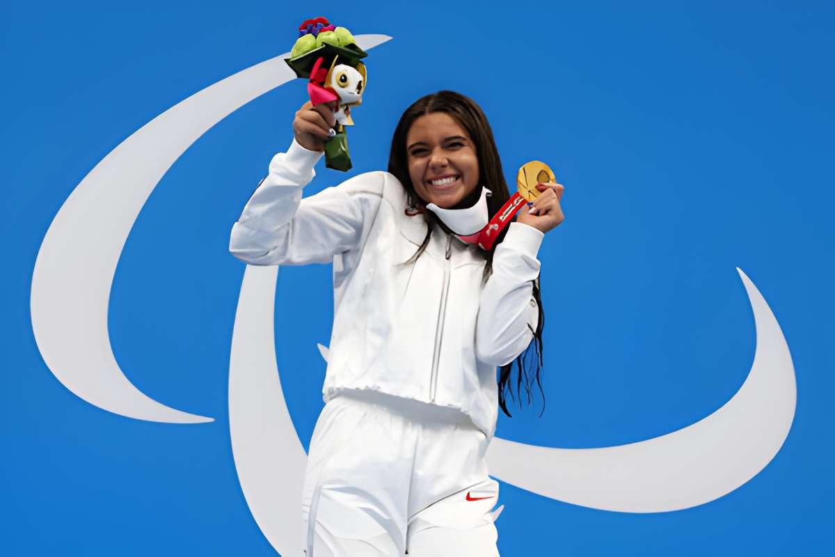 These Most Beautiful Female Swimmers Are Redefining Grace in Competitive Sports | Enterprise Wired