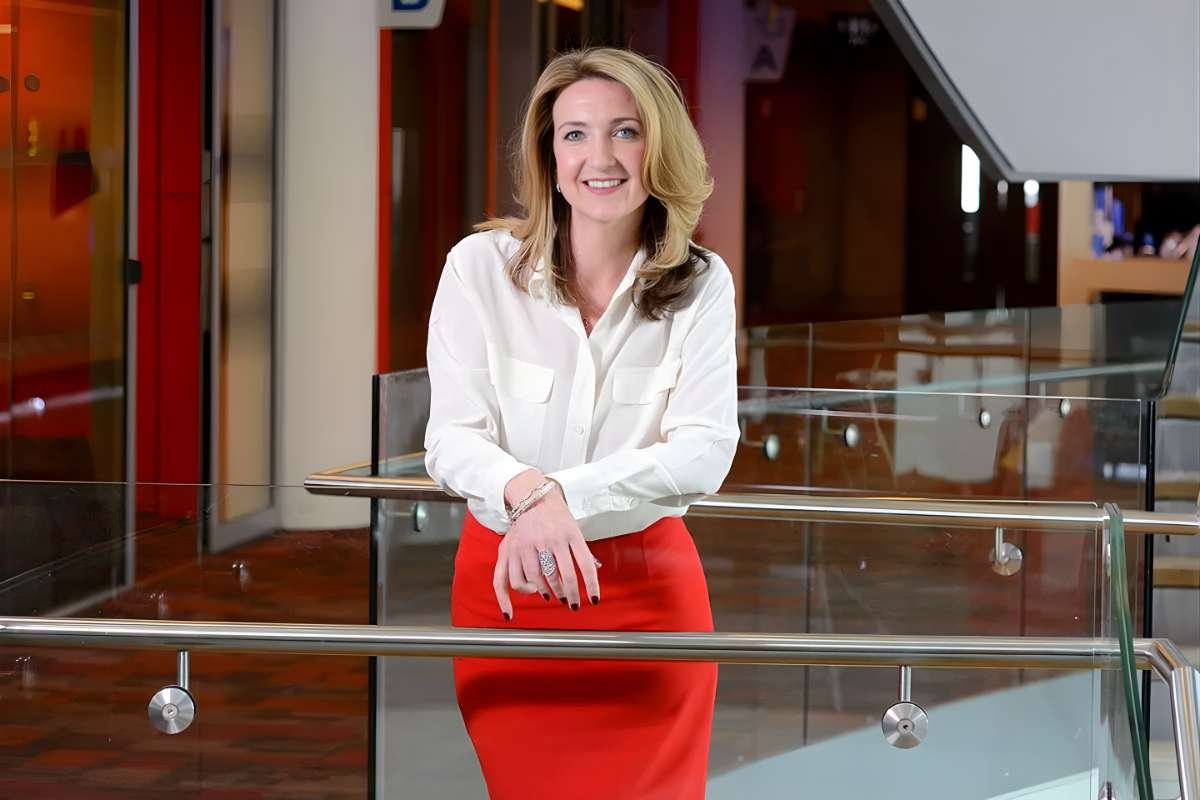 Breaking News Never Looked Better: Meet the Hottest Female News Anchors | Enterprise Wired