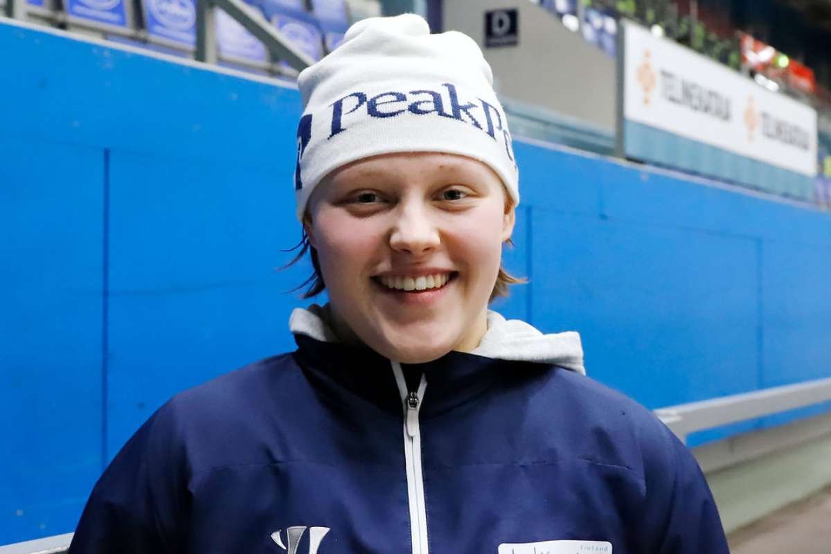 25 Beautiful Female Hockey Players Who Are Dominating the Ice Worldwide | Enterprise Wired