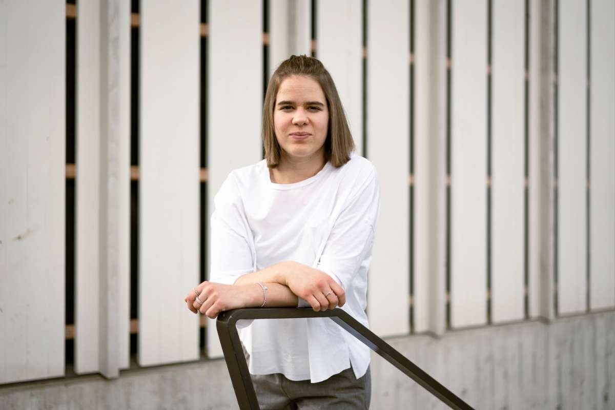 25 Beautiful Female Hockey Players Who Are Dominating the Ice Worldwide | Enterprise Wired