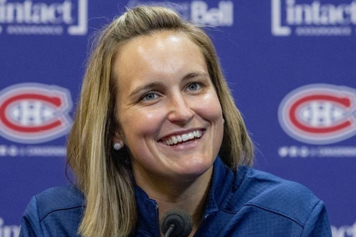 25 Beautiful Female Hockey Players Who Are Dominating the Ice Worldwide | Enterprise Wired