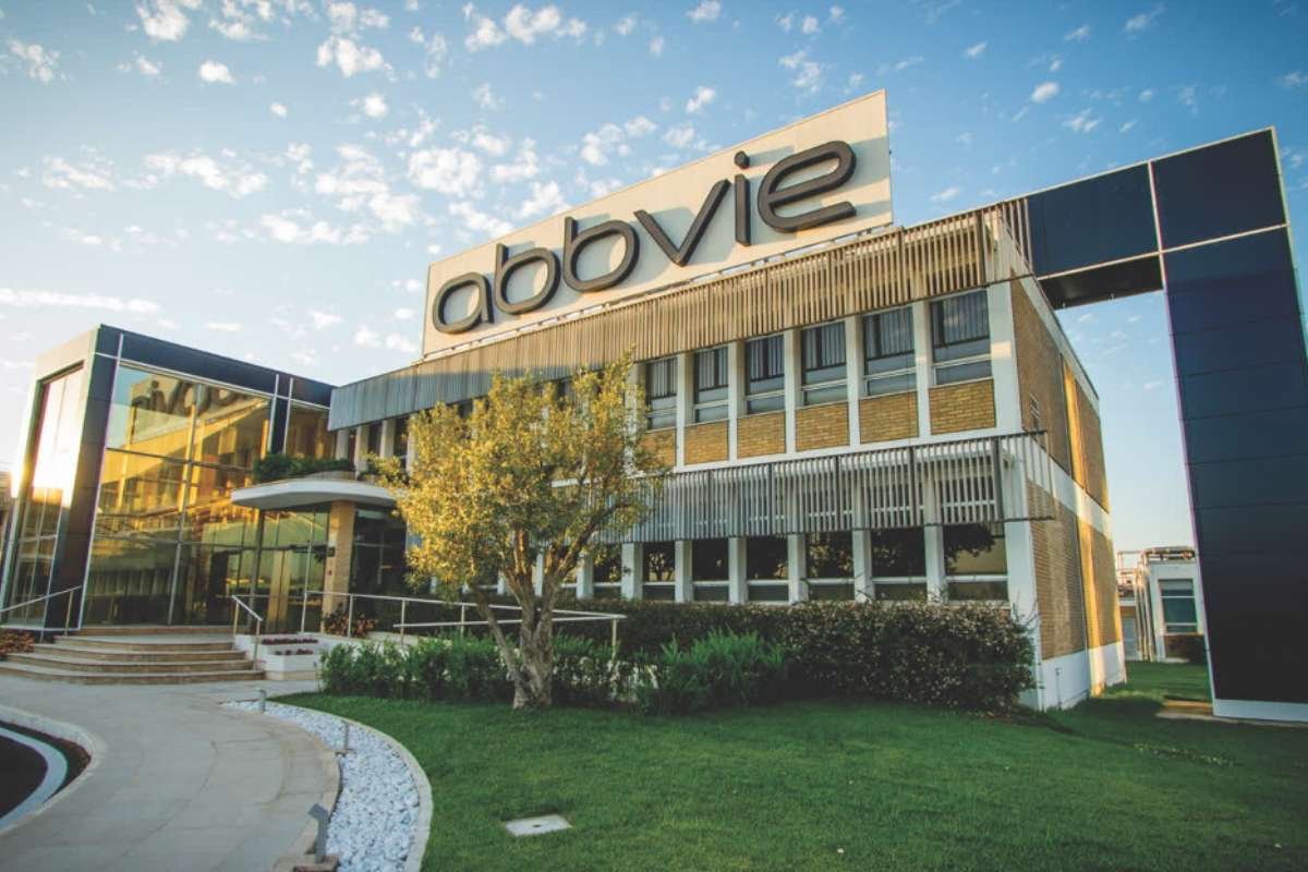 Largest Pharmaceutical Company in 2026: The $900B Race for Global Healthcare Dominance | Enterprise Wired