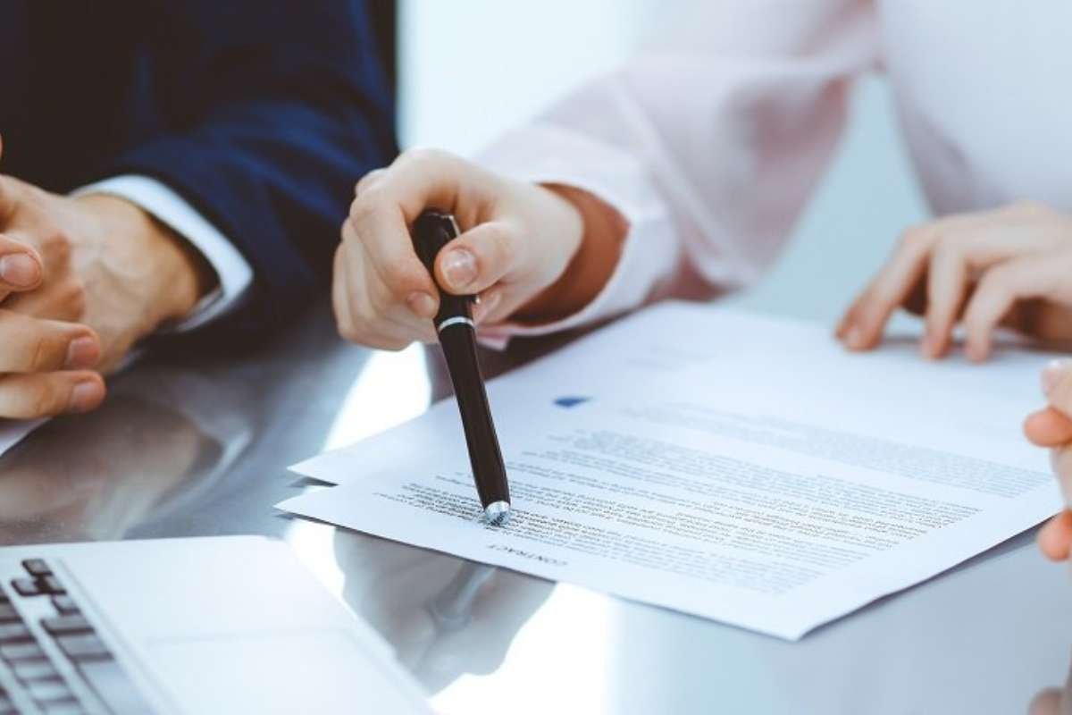 Service Level Agreement Explained So Even Non-Tech Teams Trust It | Enterprise Wired