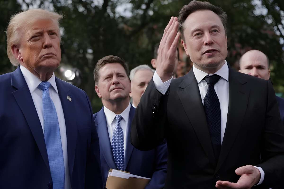 Trump and AI CEOs Sign Voluntary AI Safety Pact at White House | Enterprise Wired